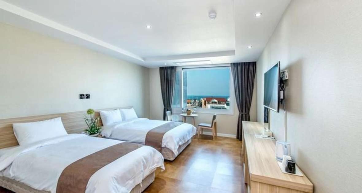 Jeju In Hotel Extérieur photo