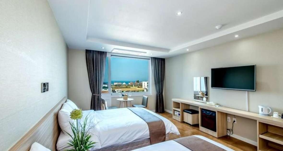 Jeju In Hotel Extérieur photo