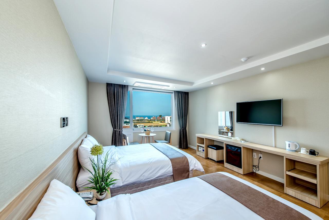 Jeju In Hotel Extérieur photo